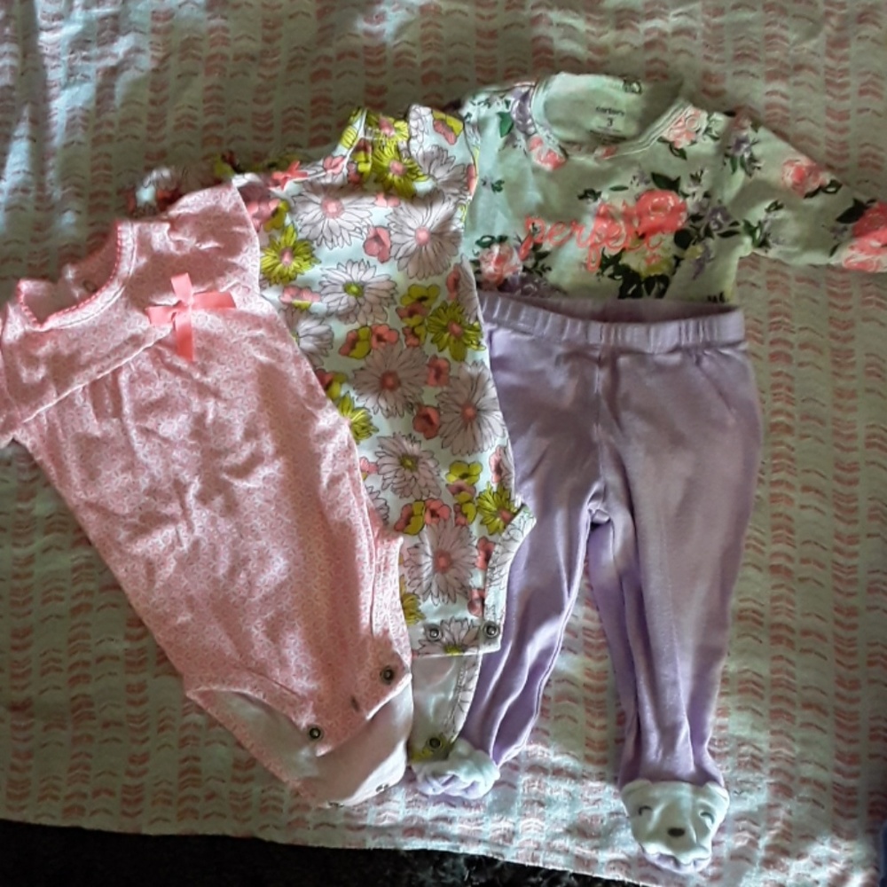 Carter's girls 3mos bundle